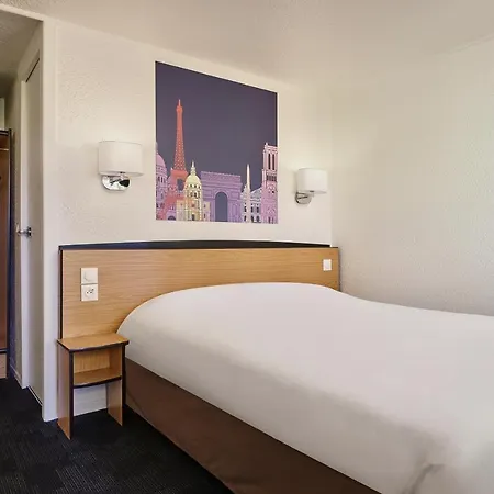 Kyriad Caen Nord - 3*