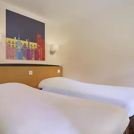 Kyriad Caen Nord - 3* Эрувиль-Сен-Клер