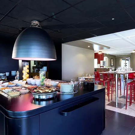Hotel Kyriad Caen Nord -