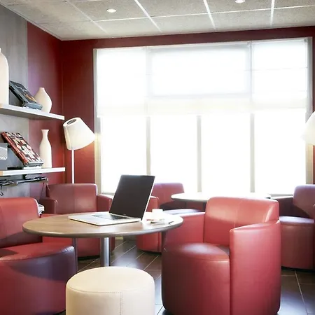 Hotel Kyriad Caen Nord -