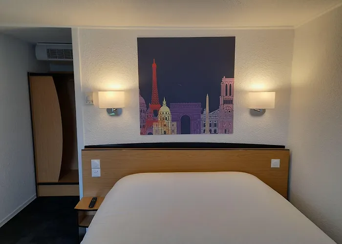 Hotel Kyriad Caen Nord -