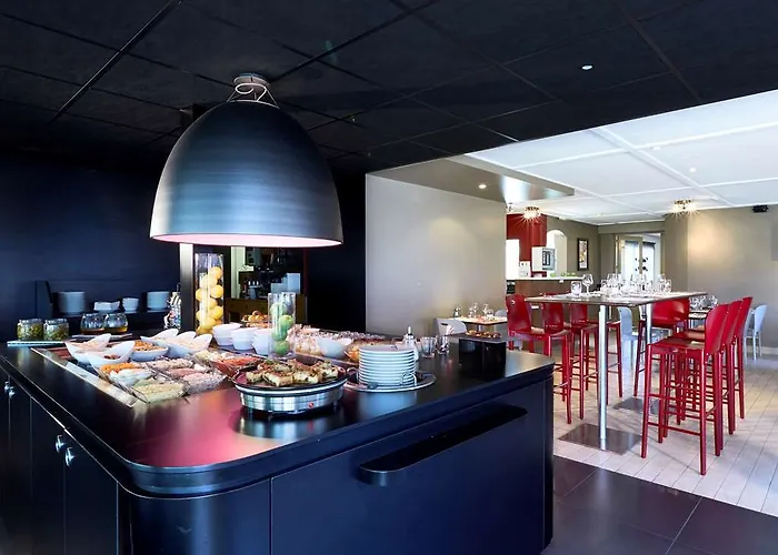 Hotel Kyriad Caen Nord -