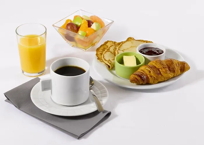 Kyriad Caen Nord - Hérouville-saint-clair Hotel 3*