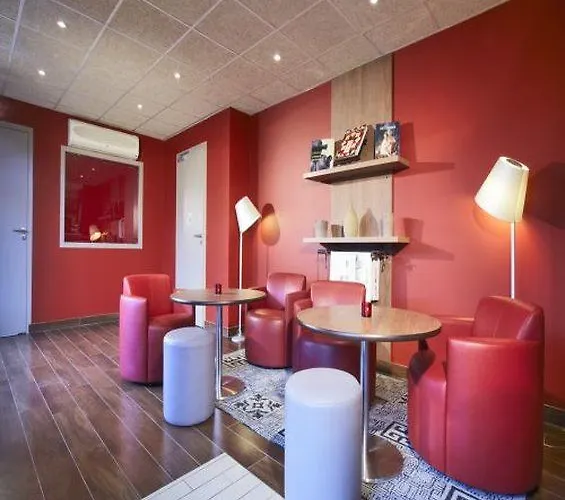 Hotel Kyriad Caen Nord -